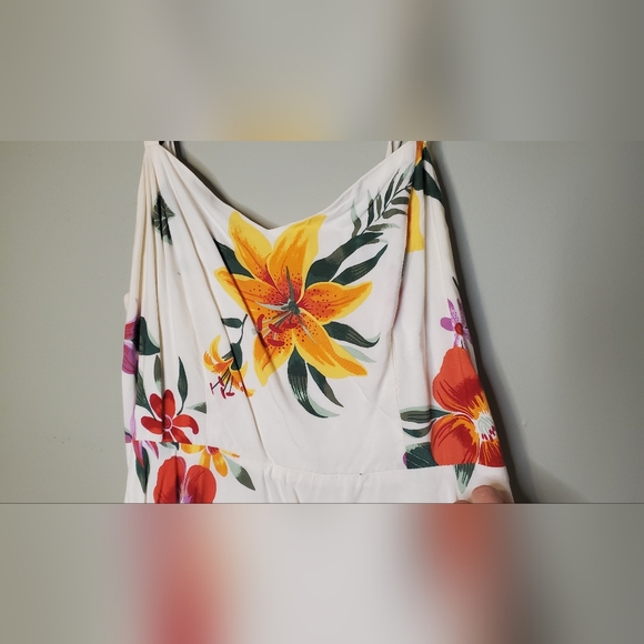 Old Navy Women's Floral Print Sundress Size Medium - Picture 5 of 8